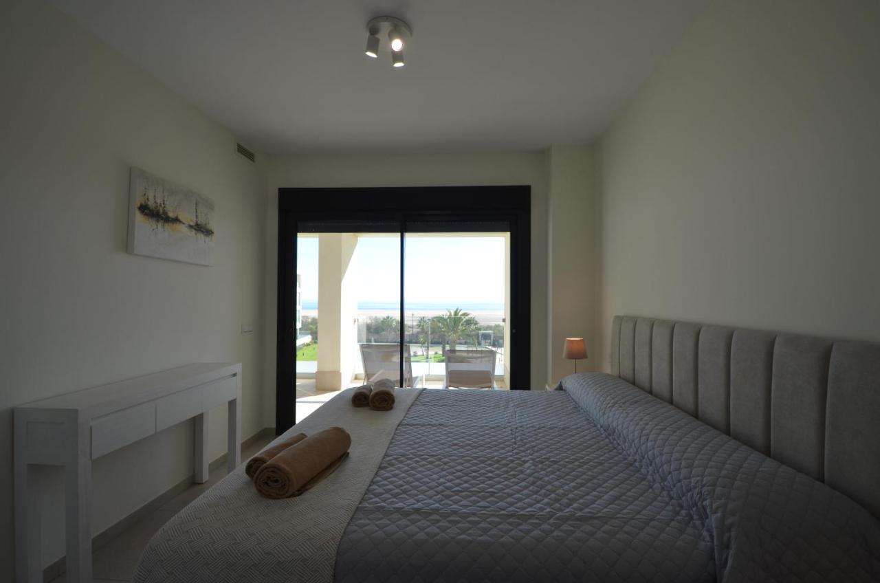 Ocean Home Excellent & Solmares Исла-Канела Экстерьер фото