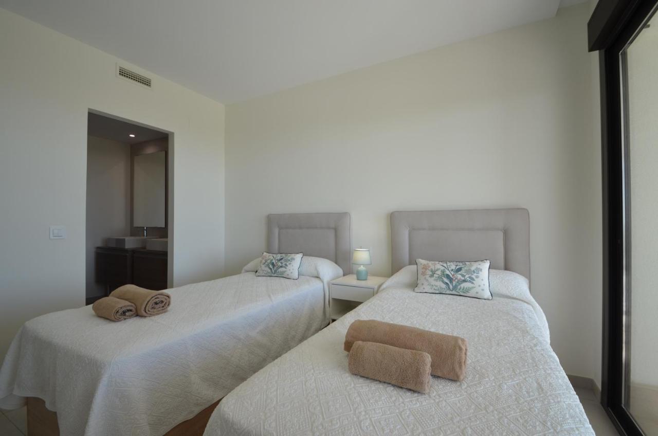 Ocean Home Excellent & Solmares Исла-Канела Экстерьер фото